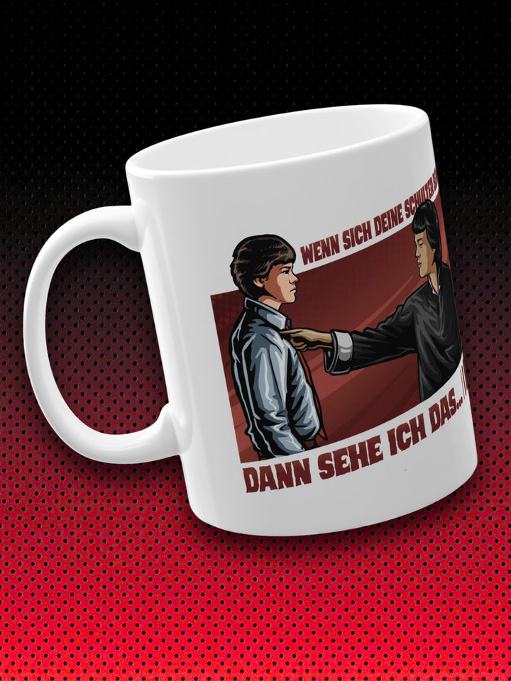 WENN SICH DEINE SCHULTER BEWEGT, DANN SEHE ICH DAS  | KURT MCKINNEY KARATE TIGER NO RETREAT NO SURRENDER JCVD | TASSE