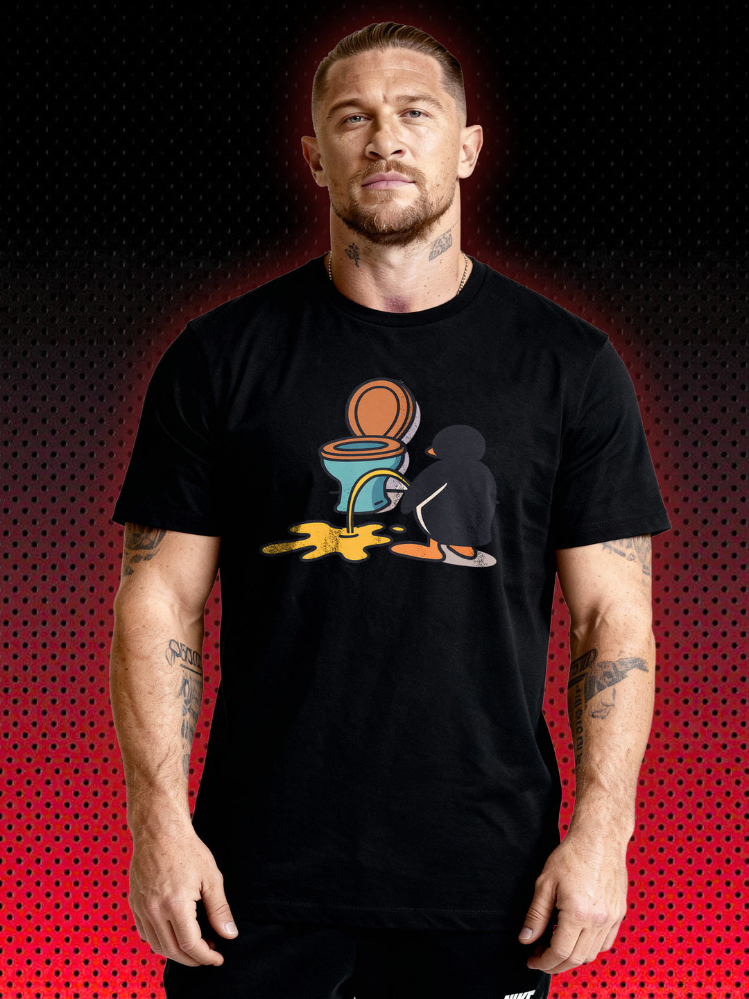 PINGU MISSING THE TOILET | T-SHIRT